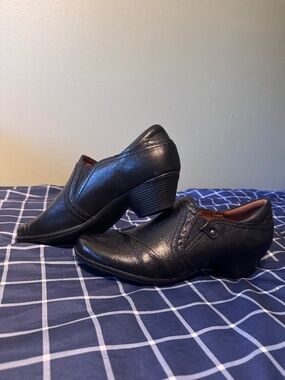 Cobb Hill Women’s Slip-On Shoes 11